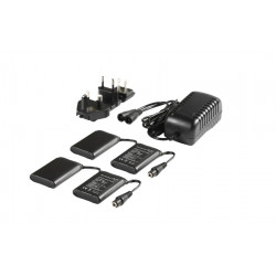 MACNA - KIT BATTERIA+CARICATORE 7,4V 3A GUANTI/CALZE