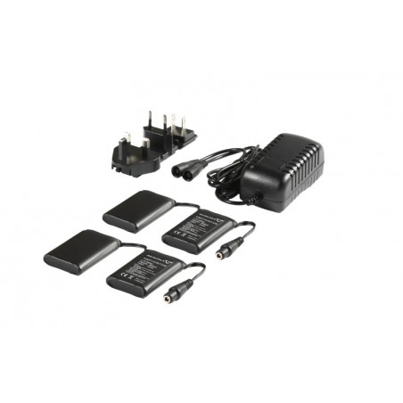 MACNA - KIT BATTERIA+CARICATORE 7,4V 3A GUANTI/CALZE