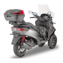 GIVI - BAULETTO MOTO POSTERIORE B47 BLADE 47LITRI CON PIASTRA E KIT UNIVERSALE